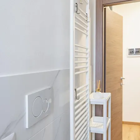Easylife - Raffinato Ed Elegante In Porta Venezia Milano